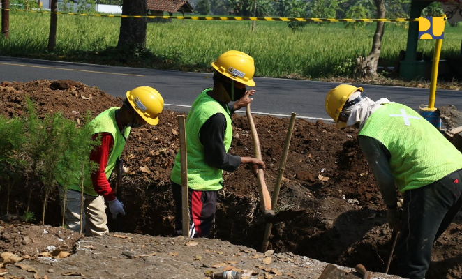 PUPR Targetkan Serap 80.000 Tenaga Kerja untuk Bangun Jalan dan Jembatan Tahun Ini