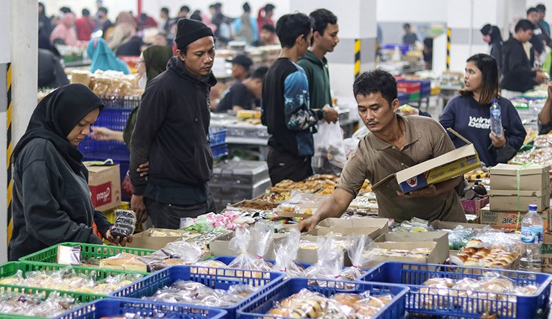 Geliat Pasar Kue Subuh Senen di Lokasi Baru - Bagian 2