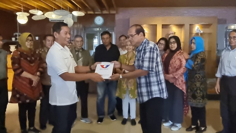Berbelasungkawa, Ketua DPW Partai Perindo Jateng Serahkan Bantuan untuk Korban Gempa Turki