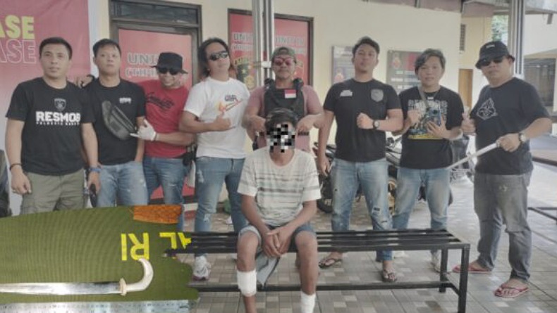 Tikam Warga Pakai Sajam, Pria Ini Mengelak dan Siap Kabur saat Ditangkap