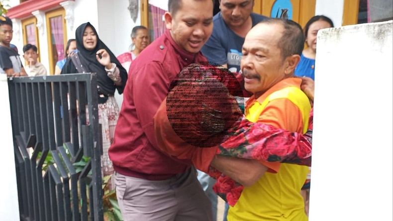 Tragis, Lansia di Garut Dianiaya Remaja 13 Tahun hingga Babak Belur Bersimbah Darah