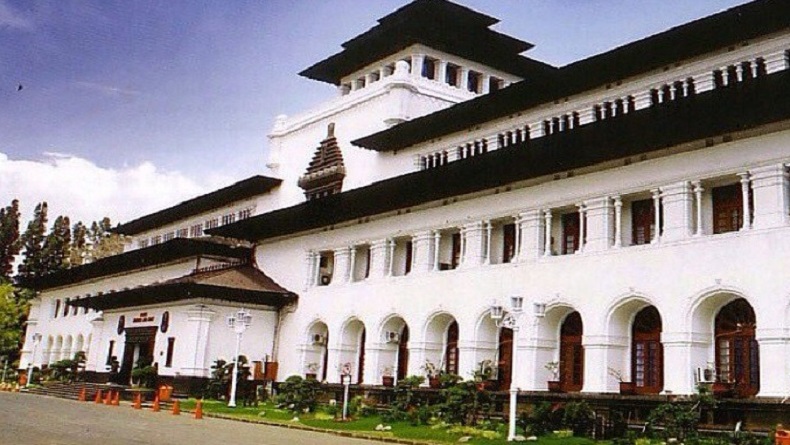 title 3 Kabupaten Terluas di Jawa Barat, Semua Berbatasan dengan Samudera Hindia 3 Kabupaten Terluas di Jawa Barat, Semua Berbatasan dengan Samudera Hindia