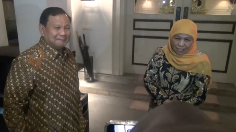 Prabowo Bertemu 4 Mata Dengan Khofifah Di Surabaya, Duet Pilpres 2024?