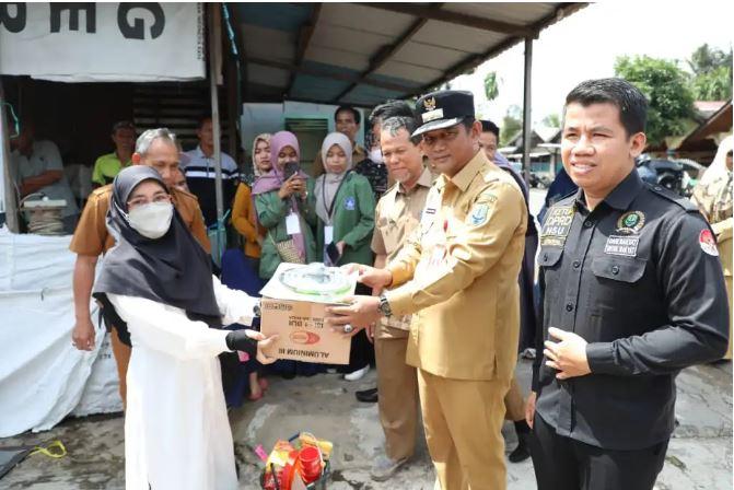 title Tiga Rumah Hangus Terbakar, PJ Bupati HSU Berikan Bantuan Tiga Rumah Hangus Terbakar, PJ Bupati HSU Berikan Bantuan
