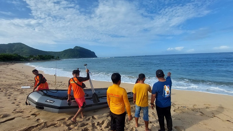 Warga Sumsel Tewas saat Berenang di Pantai Lawar Sumbawa Barat