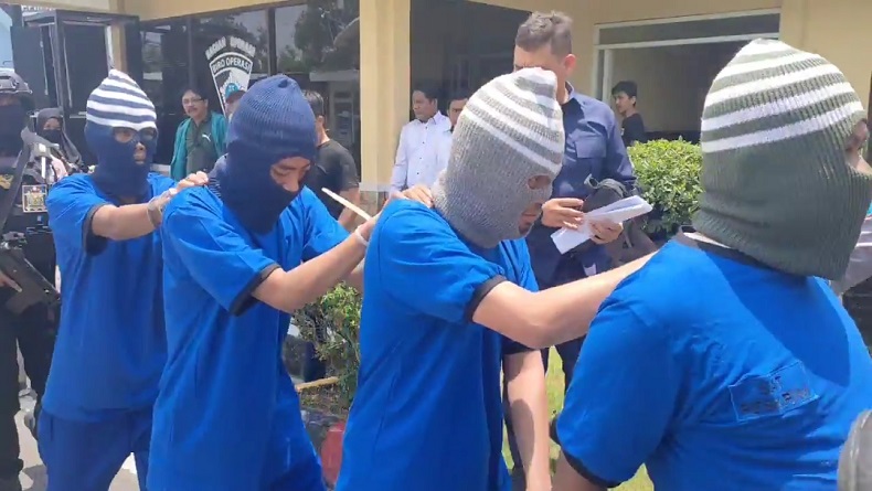 Pelaku Curanmor dan Panadah Barang Curian Lintas Daerah Ditangkap di Indramayu