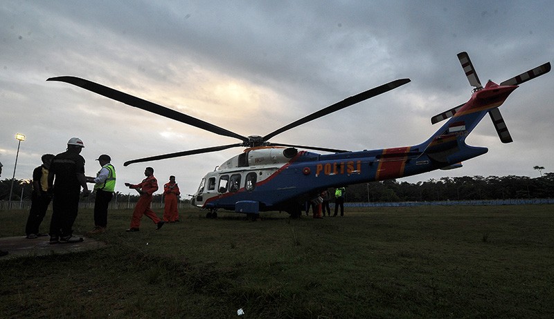 Persiapan Tim SAR Evakuasi Rombongan Kapolda Jatim Kecelakaan di Hutan Kerinci - Bagian 1