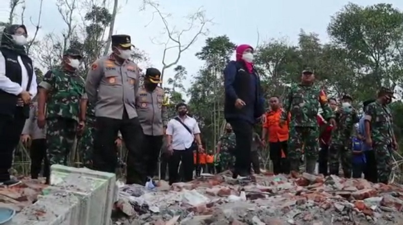 Ledakan di Blitar Jadi Bencana Sosial, Khofifah Minta SK Tanggap Darurat Diterbitkan