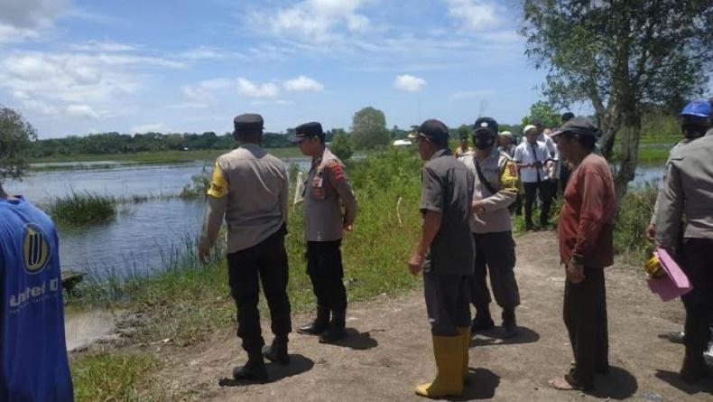 Lempar Umpan di Rawa-Rawa, Pemancing di Tanah Laut malah Temukan Mayat