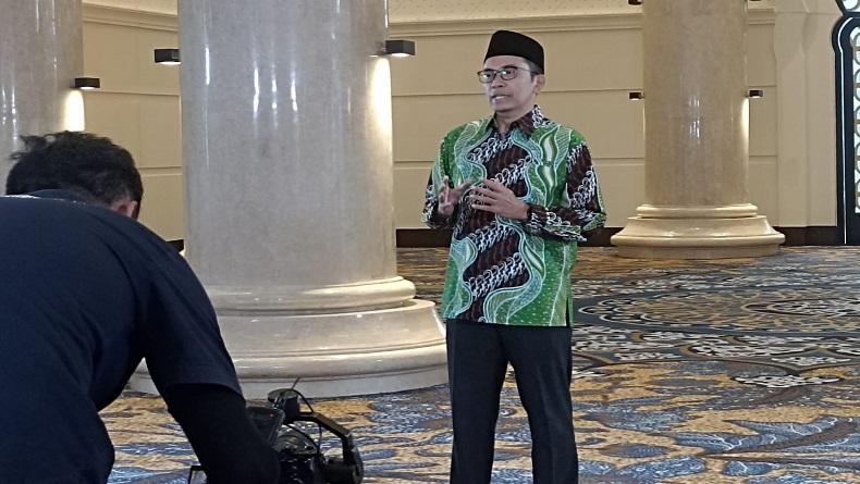 TGB Zainul Majdi Kagumi Kemegahan Masjid Raya Sheikh Zayed Solo