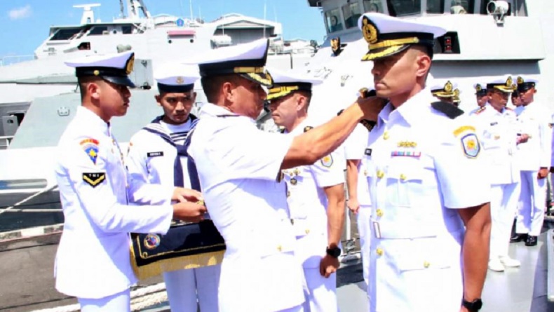 Jabatan Komandan KRI Hiu-634 Berganti, Kini Dipimpin Mayor Laut Agung Susetio