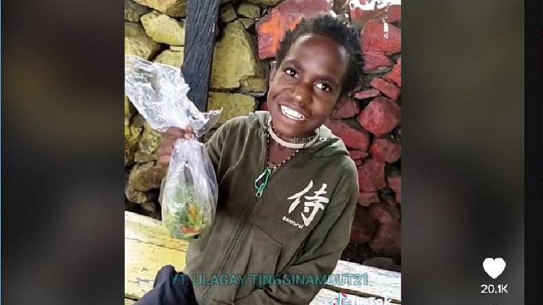 Kisah Anak-Anak di Pedalaman Papua, Barter Cabai dengan Snack dan Mi Instan