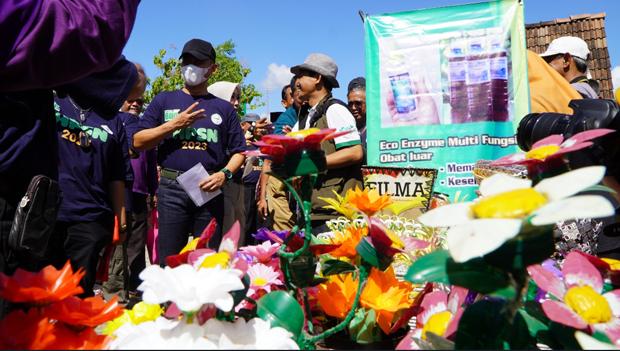 title DLH Gunungkidul Sebut Setiap Hari Ada 379 Ton Sampah yang masuk ke TPA Semanu DLH Gunungkidul Sebut Setiap Hari Ada 379 Ton Sampah yang masuk ke TPA Semanu