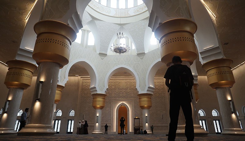 Mengunjungi Masjid Raya Sheikh Zayed yang Dibuka untuk Umum 28 Februari 2023 - Bagian 2