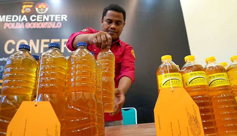 Penampakan Minyakita Dikemas Ulang Dijual Lebih Mahal - Bagian 2