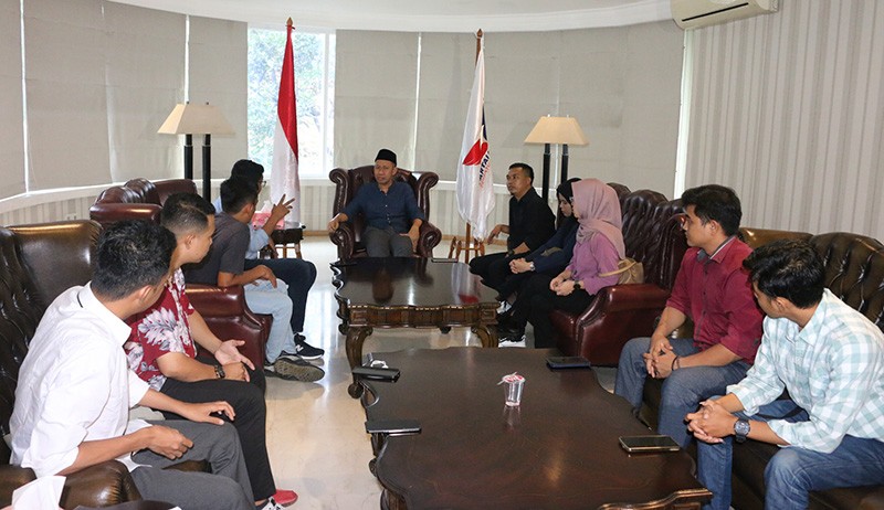 Partai Perindo Terima Audiensi LMND - Bagian 1