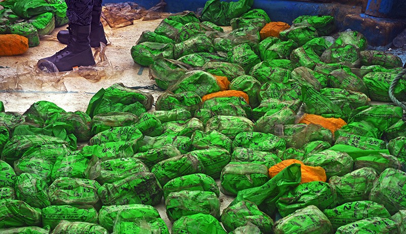 Penampakan 309 Paket Sabu Disembunyikan Dalam Kapal Nelayan di Merak - Bagian 1