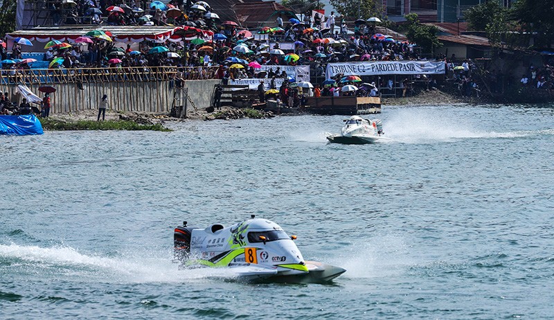Kualifikasi F1 PowerBoat di Danau Toba Ditunda, Ini Penyebabnya - Bagian 2