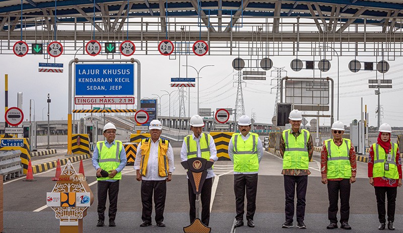 Presiden Jokowi Resmikan Tol Semarang-Demak Seksi II - Bagian 1