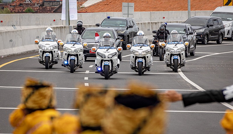 Presiden Jokowi Resmikan Tol Semarang-Demak Seksi II - Bagian 4