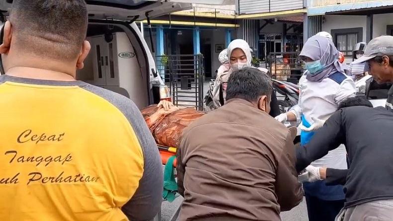 Pakaian Terlilit Rantai Kendaraan, Lansia di Blora Jatuh Terkapar dari Motor