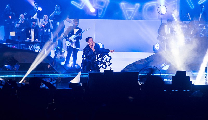 Penampilan Memukau Raisa saat Konser di GBK - Bagian 3