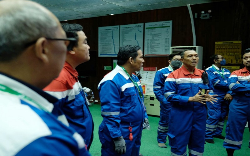 Sudah Berumur, Kilang Minyak Plaju Suplai 12,2 Persen BBM Nasional Sudah Berumur, Kilang Minyak Plaju Suplai 12,2 Persen BBM Nasional