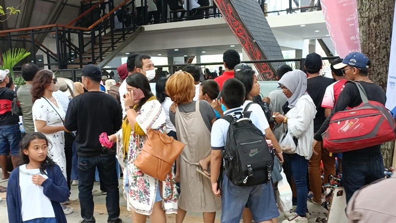 Penampakan Penonton Padati Venue F1 Powerboat 2023 Indonesia