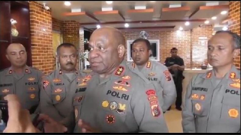 title Kapolda Papua Jelaskan Alasan Belum Berhasil Bebaskan Pilot Susi Air yang Disandera KKB Kapolda Papua Jelaskan Alasan Belum Berhasil Bebaskan Pilot Susi Air yang Disandera KKB