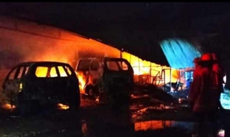 Kebakaran Bengkel di Denpasar, 8 Mobil Hangus Sisa Kerangka