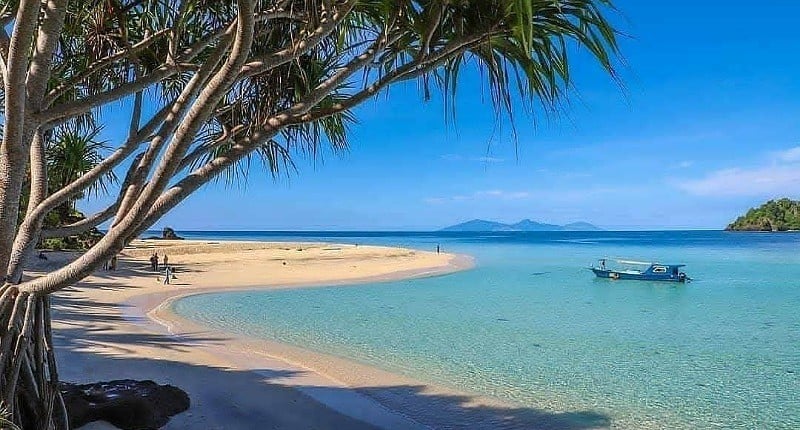 Pulau Mahoro Bak Surga Tersembunyi Di Sulawesi Utara, Bisa Lihat Penyu ...