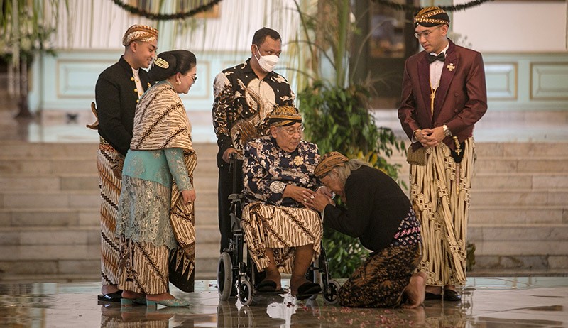 Kirab Kenaikan Takhta Mangkunegaran Kanjeng Gusti Pangeran Adipati Arya - Bagian 2