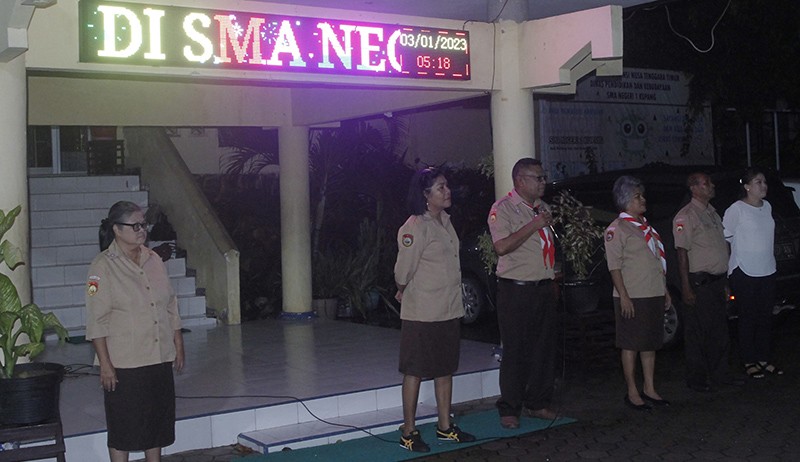 Potret Pelajar NTT Masuk Sekolah Jam 5 Subuh - Bagian 2