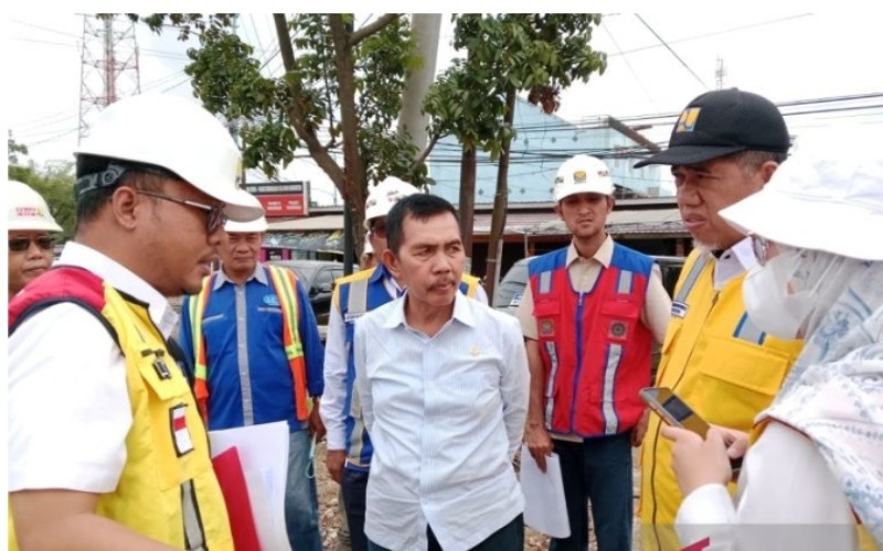 title Bea Cukai Bongkar Pagar, Pembangunan Flyover Sekip Dikebut Bea Cukai Bongkar Pagar, Pembangunan Flyover Sekip Dikebut