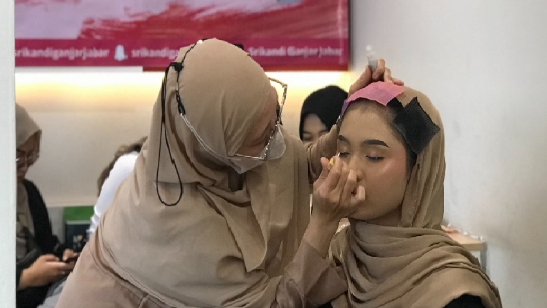 Perempuan Milenial Bandung Antusias Ikut Beauty Class Tips and Trick Quick Make Up