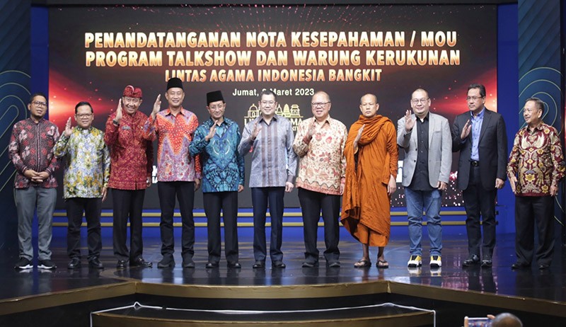 HT Dukung Program Lintas Agama Indonesia Bangkit - Bagian 3