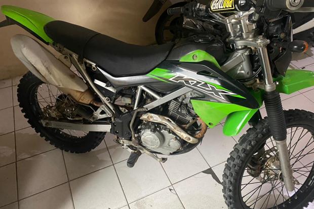  Ngaku Anggota Polisi, 4 Pria Rampas Motor Warga di Bandar Lampung