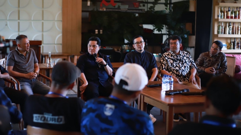 Erick Thohir Temui CEO Arema dan Aremania Bahas Tragedi Kanjuruhan