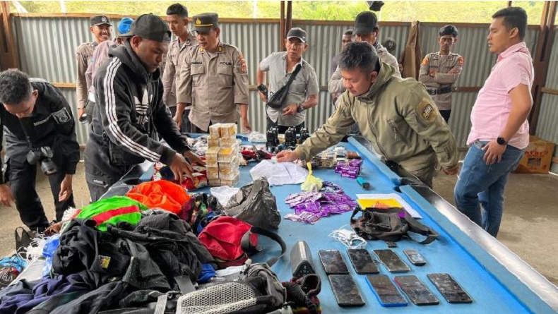 Razia di Lanny Jaya, Polisi Temukan 8 HT Diduga Alat Komunikasi Simpatisan KKB