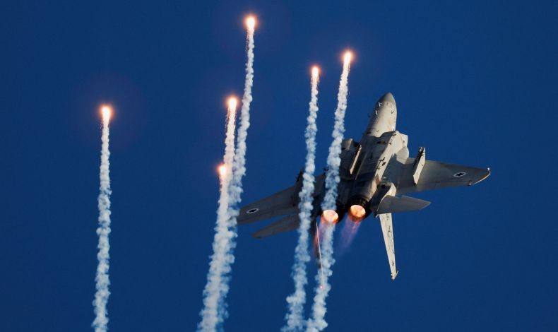 Puluhan Pilot Jet Tempur Israel Mogok, Tolak Terbangkan PM Netanyahu Puluhan Pilot Jet Tempur Israel Mogok, Tolak Terbangkan PM Netanyahu