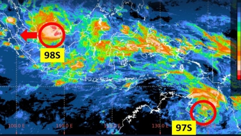 BMKG: 2 Bibit Siklon Tropis Pengaruhi Cuaca Timur-Barat Indonesia