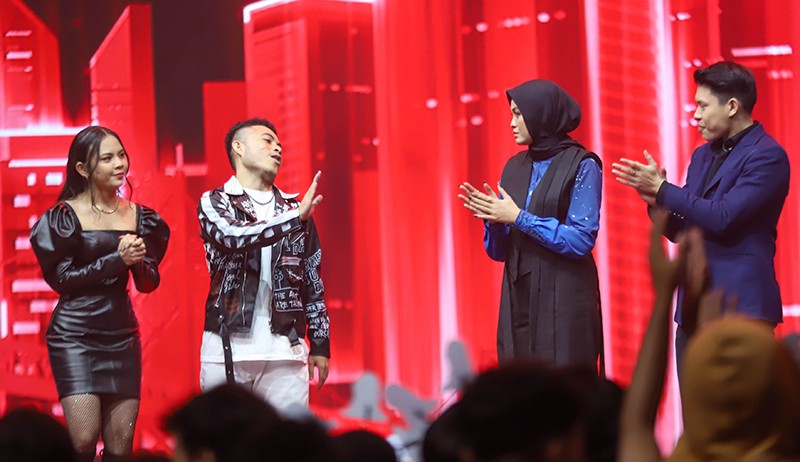 Rahman Tersingkir pada Babak Spektakuler Show 5 Indonesian Idol - Bagian 3