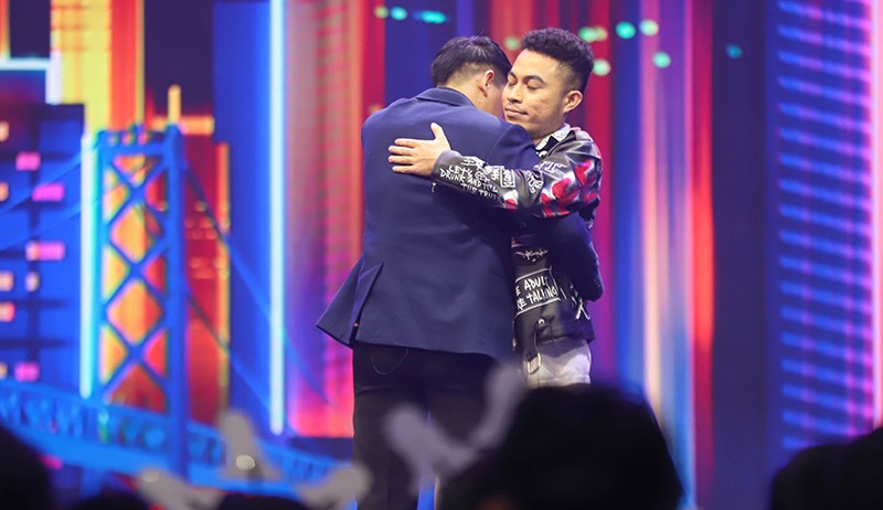 Rahman Tersingkir pada Babak Spektakuler Show 5 Indonesian Idol - Bagian 1
