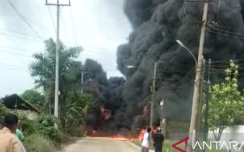 Oknum Polisi Pemilik Lahan Gudang Solar Ilegal Segera Disidang di PN Palembang 
