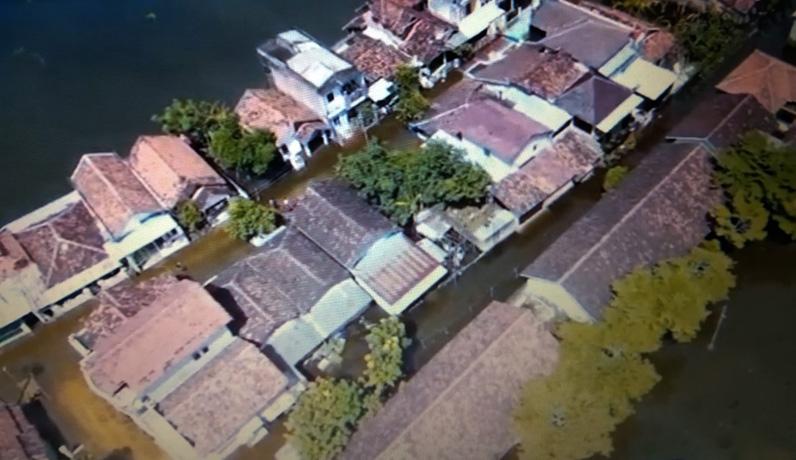  Memprihatinkan, Warga Ketanjung Demak Sepekan Kebanjiran Belum Dapat Bantuan