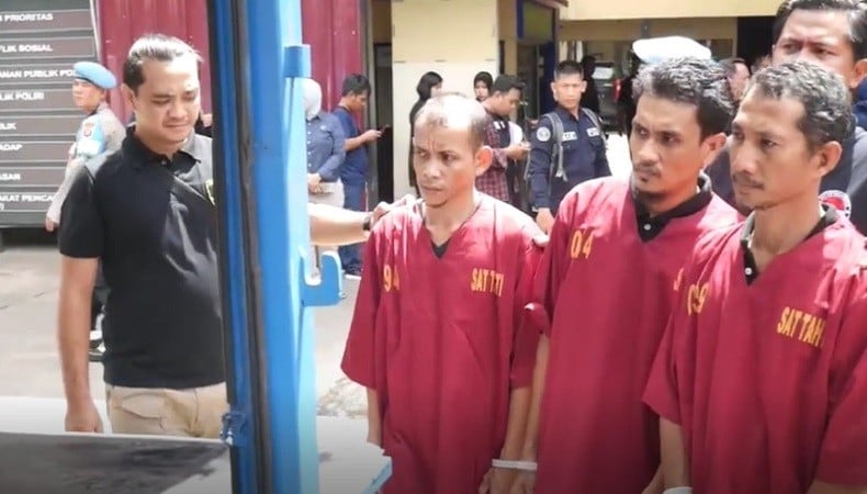 Polisi Tangkap Kurir Narkoba Antarprovinsi Di Surabaya 24 Kg Sabu Disita