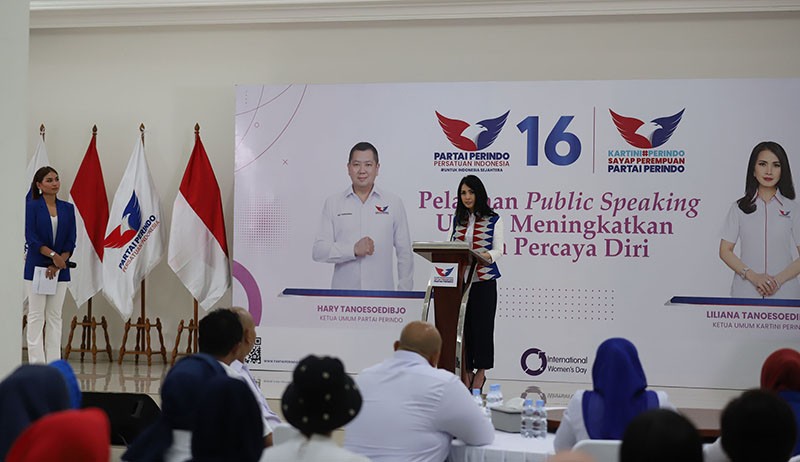 Hari Perempuan Internasional, Kartini Perindo Gelar Pelatihan Public Speaking - Bagian 2