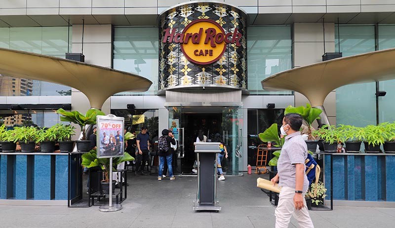 Suasana Hard Rock Cafe Jakarta yang Tutup 31 Maret 2023 - Bagian 2