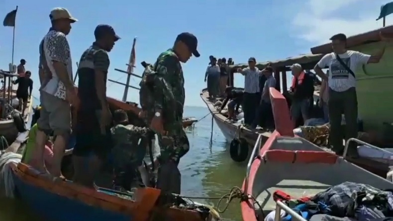 title Kesaksian Korban Kapal Karam di Aceh Singkil, Bocor akibat Tabrak Tiang Berok Kesaksian Korban Kapal Karam di Aceh Singkil, Bocor akibat Tabrak Tiang Berok