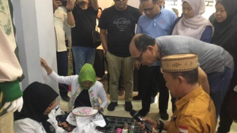 Exco Malaysia dan Rombongan Borong Sulaman Karawo Gorontalo
